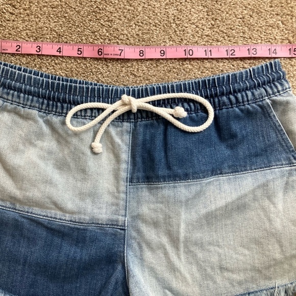 Aerie Denim Color Block Pull On Cut Off Shorts With Drawstring Size Small - Picture 8 of 8
